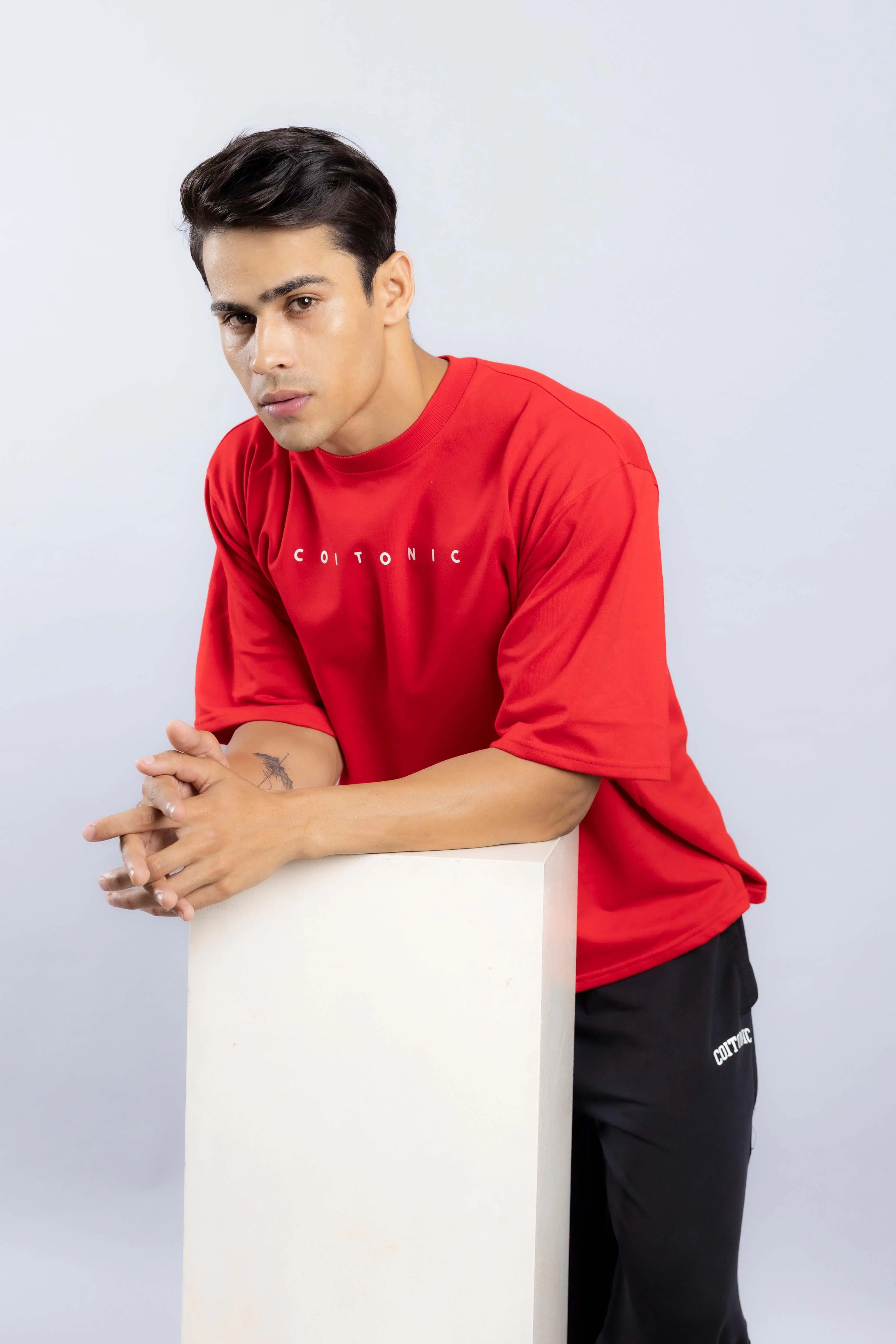 RUNNING CLUB OVERSIZED T-SHIRT - Image 4